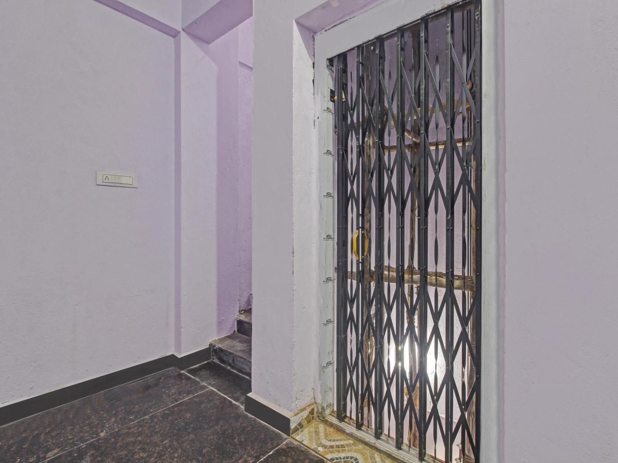 Haidar Sahibguda Hotel O Royal Stay מראה חיצוני תמונה